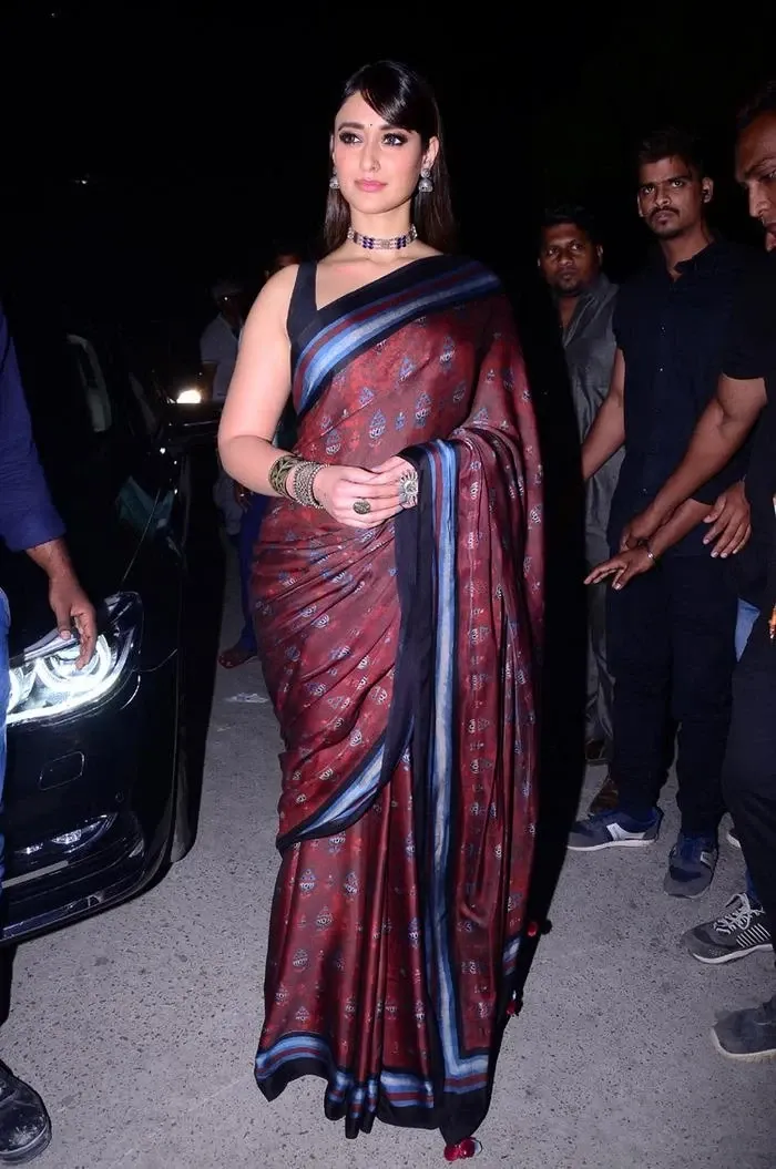 ACTRESS ILEANA D CRUZ IN MAROON SAREE AT MOVIE EVENT 10 7